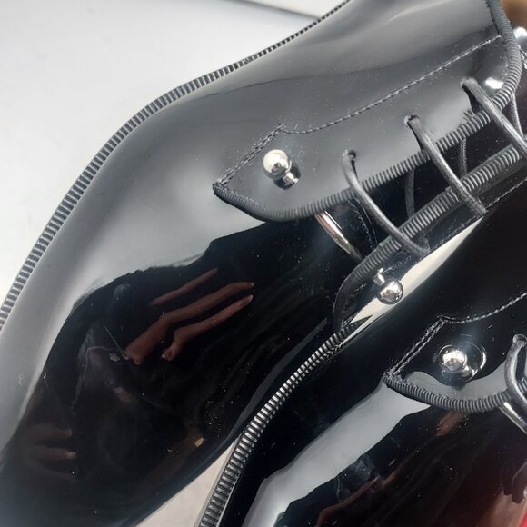 Christian Louboutin MENS Chambeliss Patent Leather Derby Shoe - Picture 12 of 12